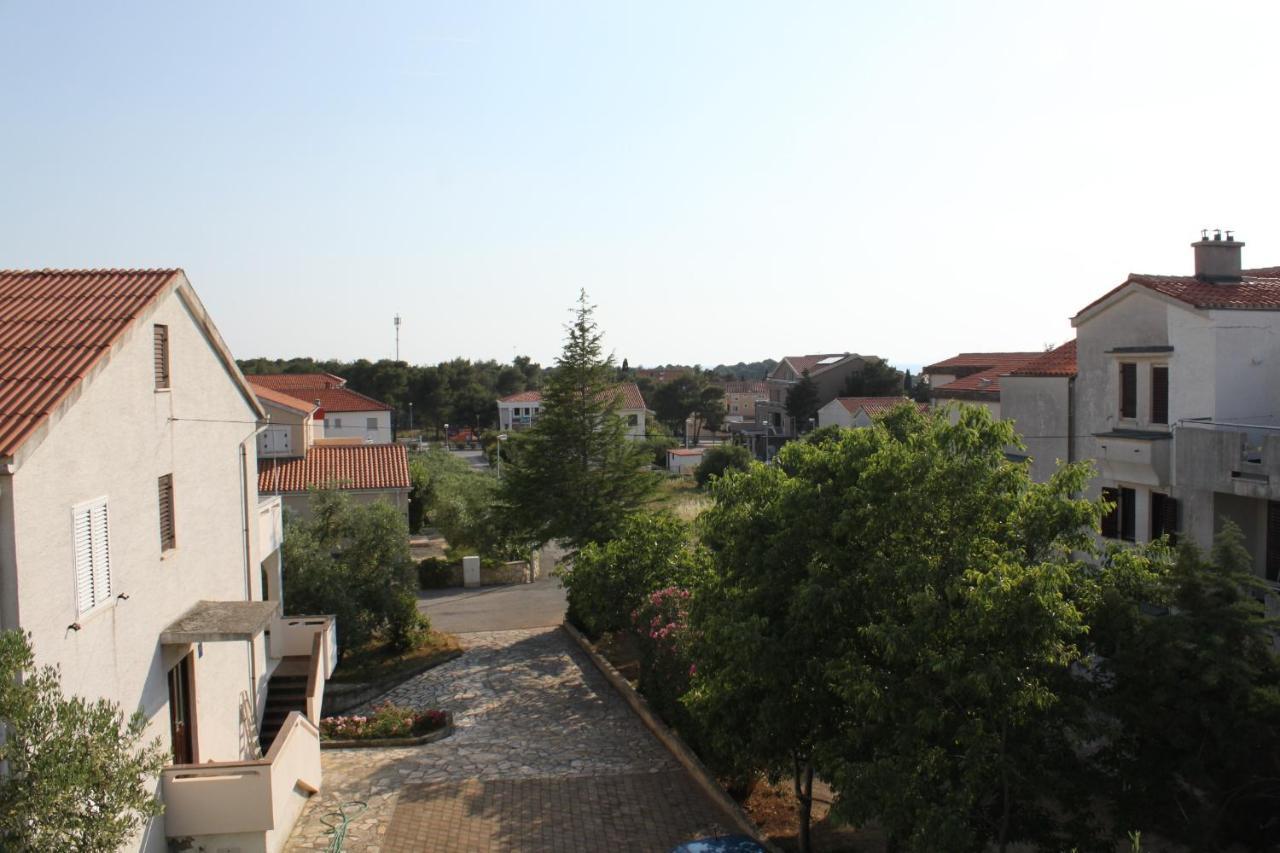 Apartments With A Parking Space Novalja, Pag - 6504 Buitenkant foto